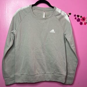 Adidas crewneck sweatshirt grey size medium
